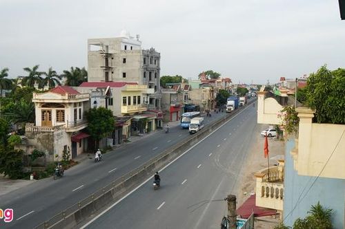 Nhà hỏng do làm đường, dân mỏi mòn đợi đền bù