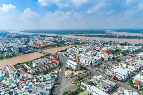 Tỉnh nào ở miền Tây có 2 thành phố?