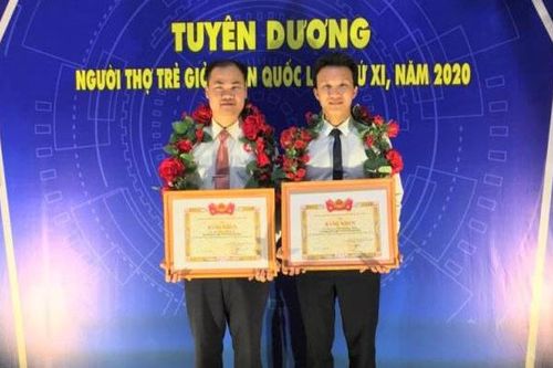 Tuyên dương 2 kỹ sư trẻ ngành điện Đà Nẵng