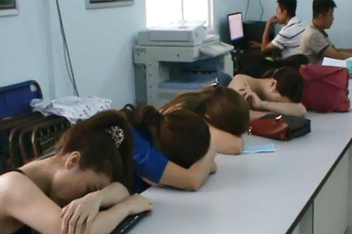 Đường dây bán dâm nghìn đô - những mảng tối 'gắn mác' hoa khôi, Á hậu