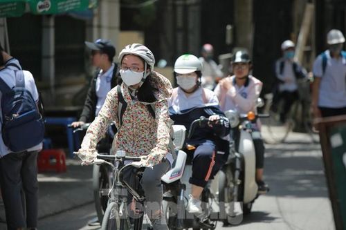 Nắng nóng tiếp tục kéo dài nhiều ngày