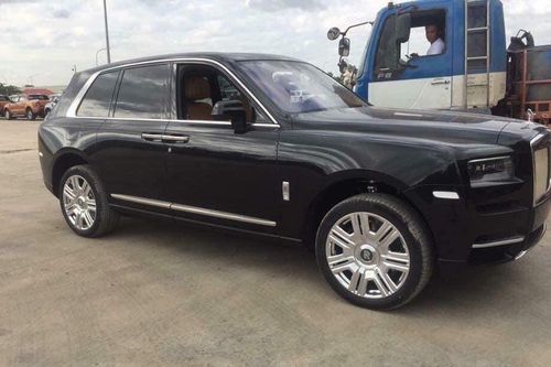 Giá 2 triệu đô, đại gia Việt đua nhau sắm Rolls-Royce Cullinan