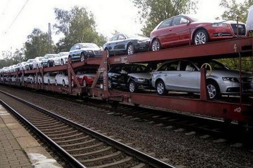 Phát hiện kẻ đánh cắp gần 2.000 chìa khóa xe hơi rồi rao bán trên mạng