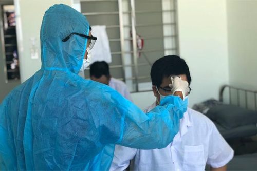 Cách ly, theo dõi 110 trường hợp