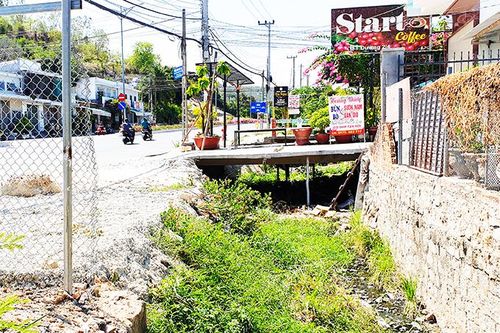 Phường Vĩnh Hòa: Mong sớm làm kè suối Cạn