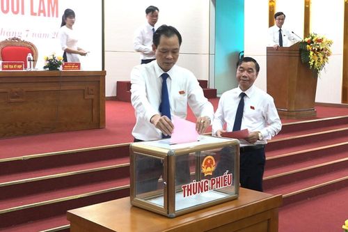 HĐND huyện Hạ Hòa khóa XIX tổ chức Kỳ họp thứ Mười lăm