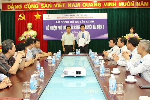 Công bố quyết định bổ nhiệm Phó Giám đốc Công ty Truyền tải điện 2