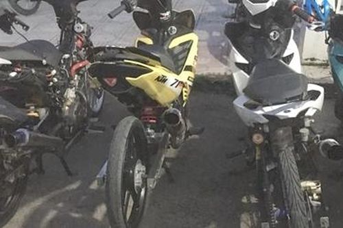 Ngăn chặn nhóm 49 'nam thanh nữ tú' đua xe trái phép trên quốc lộ 50