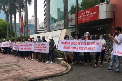 Kỳ cuối: Chất lượng có tương xứng với học phí?