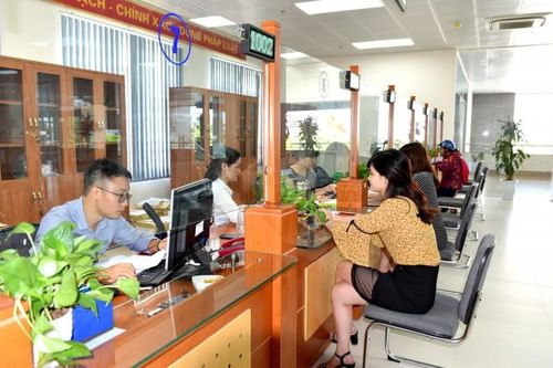 Nâng cao kỷ luật, kỷ cương hành chính trong chấp hành và thực hiện nhiệm vụ
