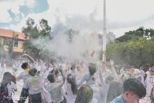 Teen MIKI tri ân mái trường trăm tuổi: Tạm biệt thanh xuân, 'chuyến tàu' 1720 xin rời bánh