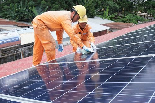 EVNSPC: Đồng loạt các giải phát phát triển điện mặt trời áp mái