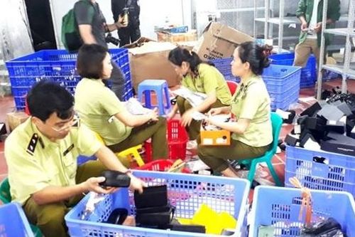 Thu giữ gần 160.000 sản phẩm có dấu hiệu nhập lậu