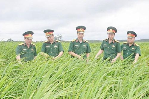 Gắn kết hộ, cùng thoát nghèo