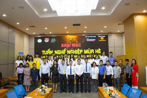 Khai mạc Tuần nghề nghiệp mùa hè 2020: Cơ hội việc làm lớn cho sinh viên Kinh tế Quốc dân