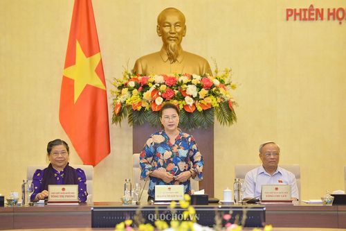 Ủy ban Thường vụ Quốc hội bế mạc phiên họp thứ 46