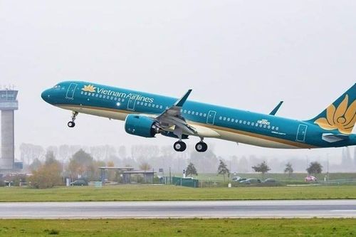 Thêm một chuyến bay đưa 350 công dân Việt Nam từ Australia về nước an toàn