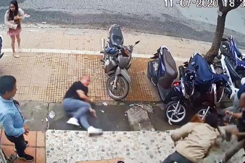 Võ sư đánh người dám chê khu du lịch 'Quỷ núi'