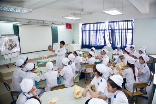 Khởi động chương trình nâng cao sức khỏe do Vương quốc Anh tài trợ