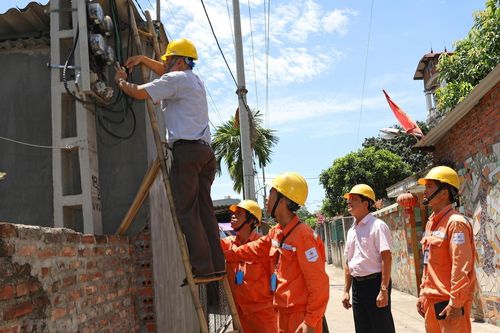 Hơn 1.000 trường hợp kiểm tra côngtơ điện đều đạt yêu cầu