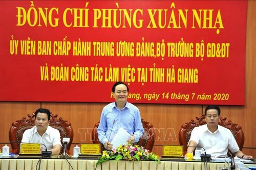 Bộ trưởng Phùng Xuân Nhạ: Hà Giang cần triển khai nghiêm túc, hiệu quả kỳ thi tốt nghiệp THPT