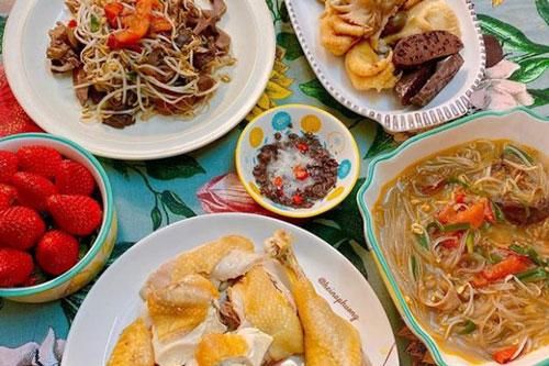 Vợ đảm nấu ngon, 30 ngày làm 30 món để 'đổi gió', 10 năm cả nhà chẳng chê một tiếng nào