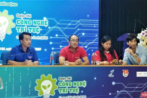 Vào chung kết cuộc thi Công nghệ Trí tuệ Canon Chie-Tech, mỗi đội được hỗ trợ kinh phí bao nhiêu?