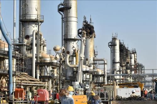 Saudi Arabia và Iraq cam kết tuân thủ thỏa thuận cắt giảm sản lượng OPEC+