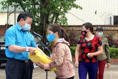 Nhiều hoạt động hướng về người lao động