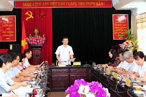 Thường trực HĐND tỉnh họp về công tác giải quyết kiến nghị của cử tri