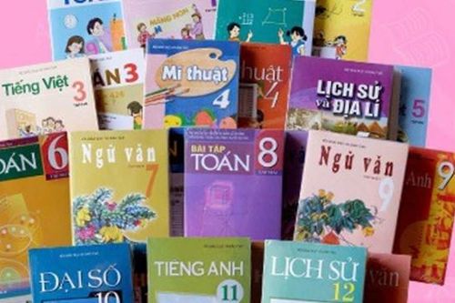 Biên soạn sách giáo khoa: Bao giờ mới hết 'gà nhà đá nhau'?
