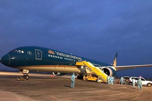 Tám chuyên gia Nga dương tính với SARS-CoV-2