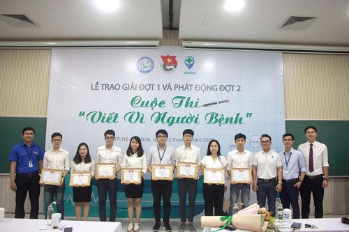 Đoàn Thanh niên trường ĐH Y Dược TP. HCM trao giải cuộc thi 'Viết vì người bệnh'