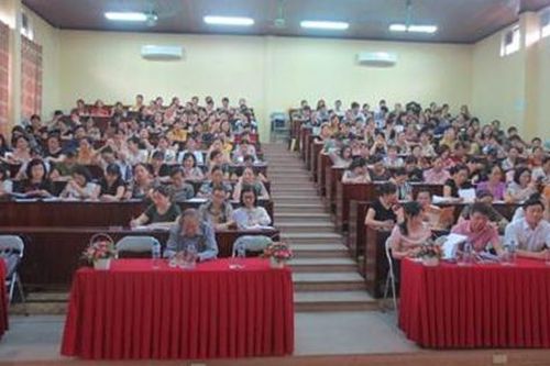 Ninh Bình: 700 CBQL, GV cốt cán được bồi dưỡng sử dụng SGK lớp 1