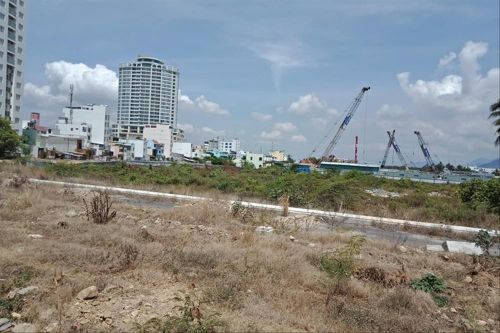 Phân lô, bán nền cả đất quy hoạch công viên