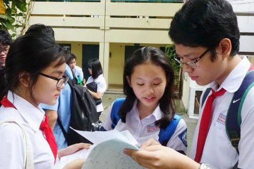 Còn 1 ngày thi vào lớp 10, ôn tập Toán - Văn thế nào để tránh mất điểm 'oan'?