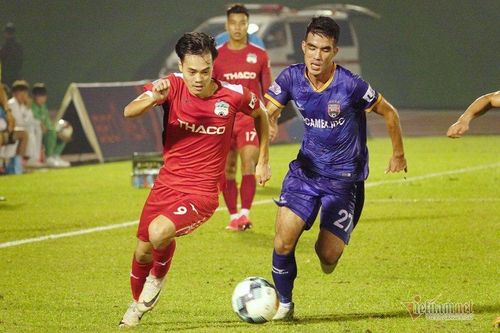 Top 5 bàn thắng vòng 9 V-League: Gọi tên Văn Toàn, Minh Tuấn