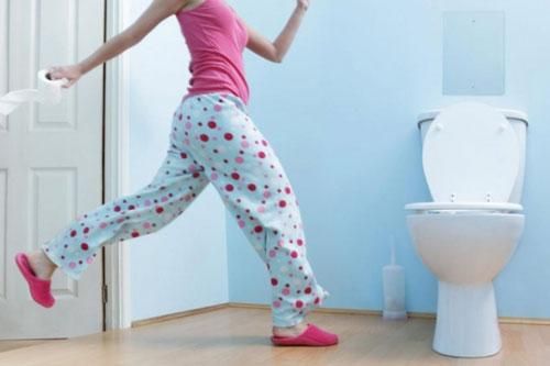 Đi vệ sinh thấy 5 dấu hiệu lạ coi chừng ung thư 'ghé thăm', đi khám sớm kẻo hối không kịp