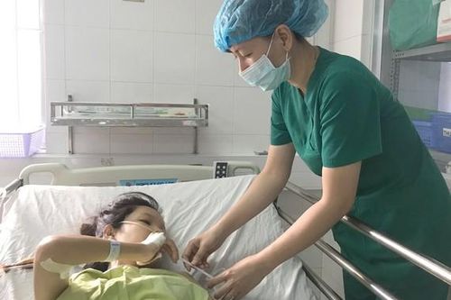 15 phút phẫu thuật cứu sống sản phụ mắc 2 bệnh tim nặng