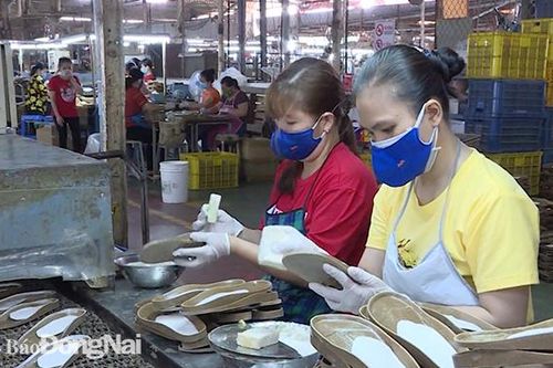 Doanh nghiệp Việt nỗ lực phục hồi sản xuất