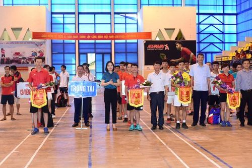 Giải cầu lông CNVC-LĐ và lực lượng vũ trang tỉnh