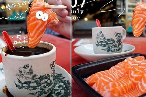 Trò đùa chấm cá hồi sống với cà phê gây náo loạn mạng xã hội