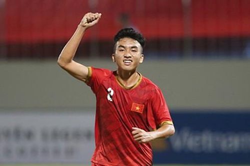 Vì sao FIFA cấm thi đấu toàn thế giới với 11 cầu thủ trẻ Việt Nam?