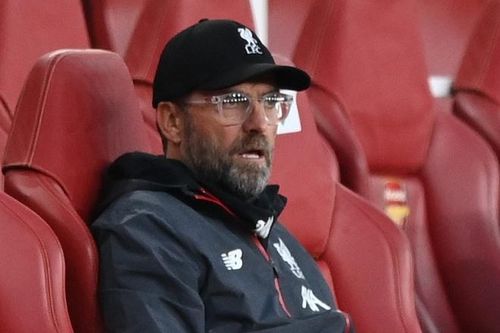HLV Klopp chê học trò dâng chiến thắng cho Arsenal