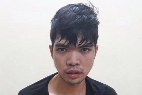 Hà Nội: Nam thanh niên 9X giả vờ mua vàng rồi cầm dây chuyền tháo chạy