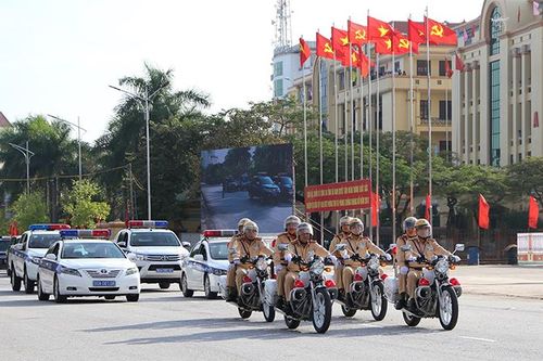 Xây dựng Đảng bộ Công an tỉnh trong sạch, vững mạnh, hoàn thành xuất sắc nhiệm vụ chính trị được giao