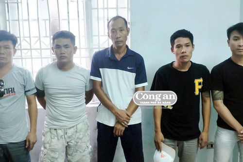 Đi cà-phê đòi nợ