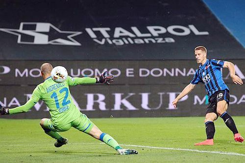 'Vua dội bom' Atalanta