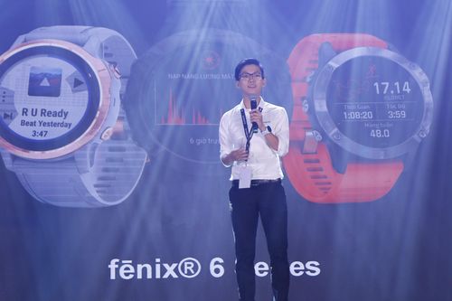 Đồng hồ thể thao GARMIN với công nghệ sạc năng lượng mặt trời