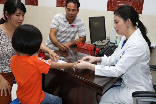 Bệnh nhân đầu tiên ở Việt Nam được phát hiện mắc di truyền hiếm gặp, thế giới chỉ vài ca